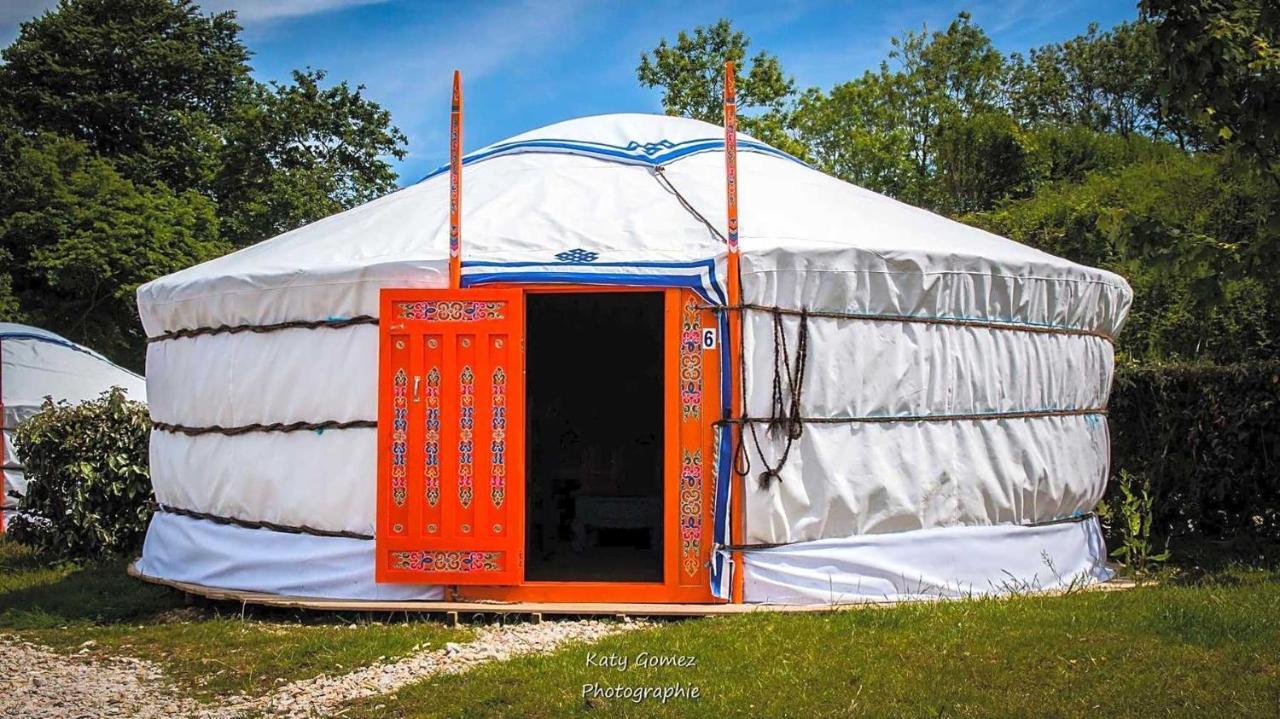 Kerlaudy Et Yourtes Camping 2*